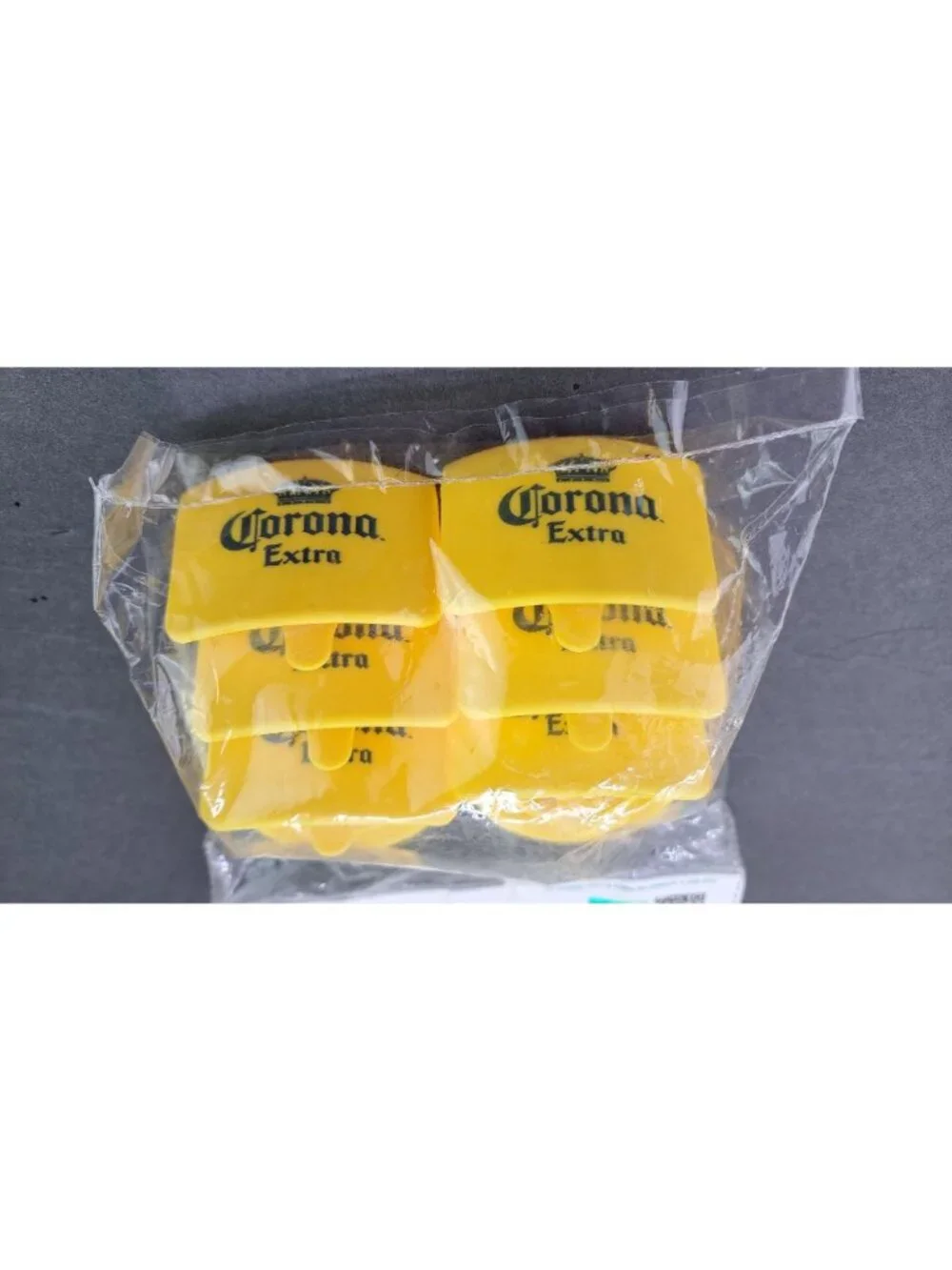 Corona each plastic coronarita